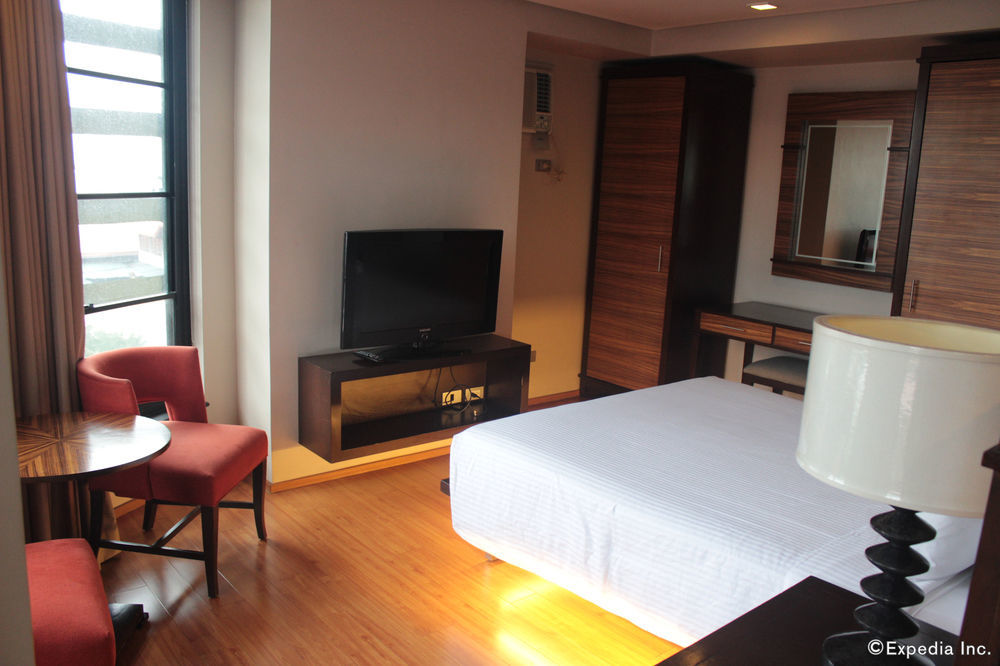 Soleste Suites Quezon City Buitenkant foto