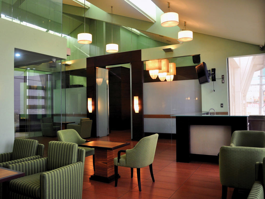 Soleste Suites Quezon City Buitenkant foto