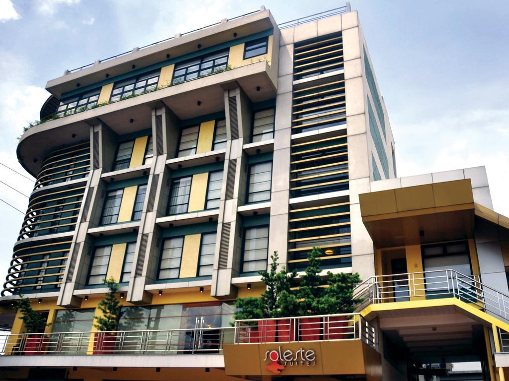 Soleste Suites Quezon City Buitenkant foto